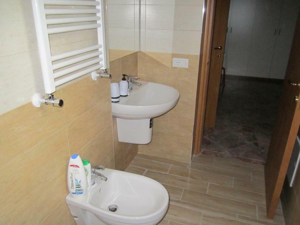 مبيت وإفطار بولينيانو آ ماري Casa Raffaella المظهر الخارجي الصورة